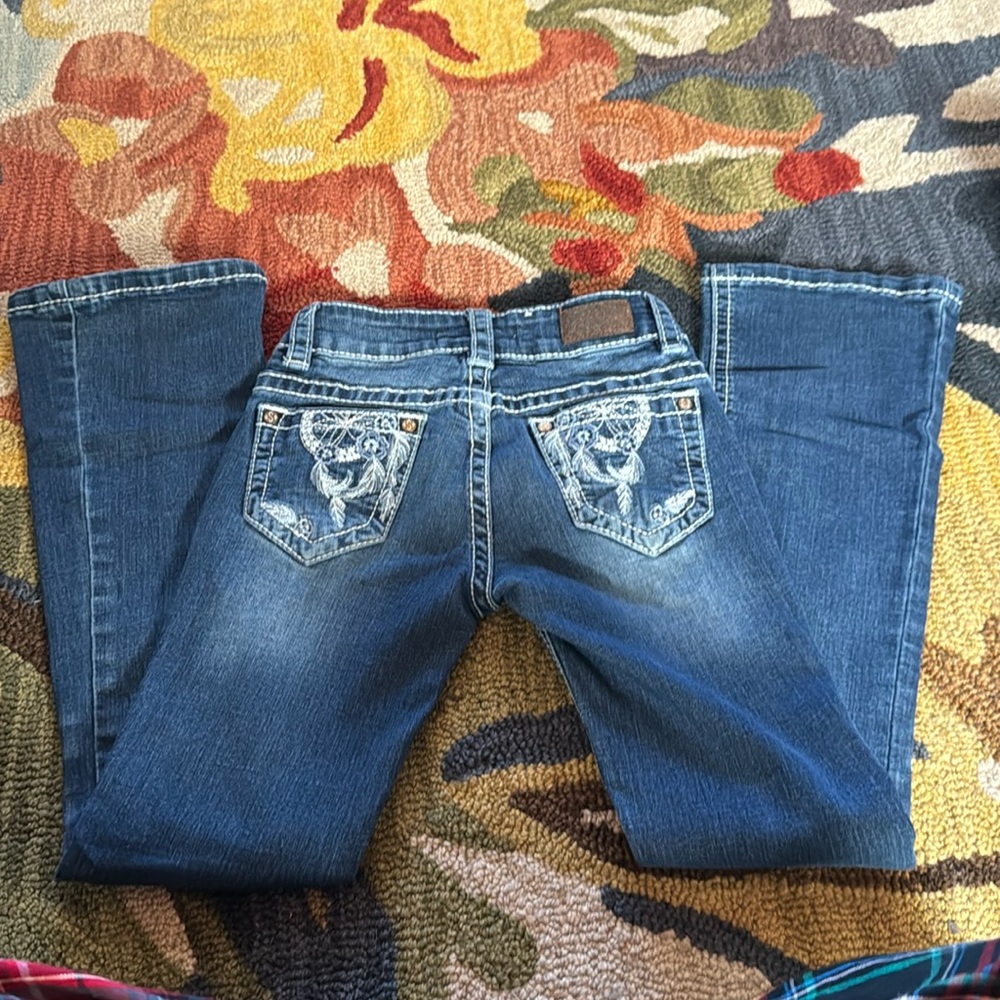 Girls Shyanne size 6